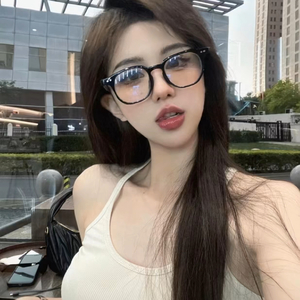 大鸡巴从女人屁股后插进阴穴电影
